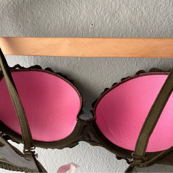 Pink Victoria’s Secret | Olive Lace Date Push-Up Bra Pigeonnant Rendez-vous - Picture 5 of 8